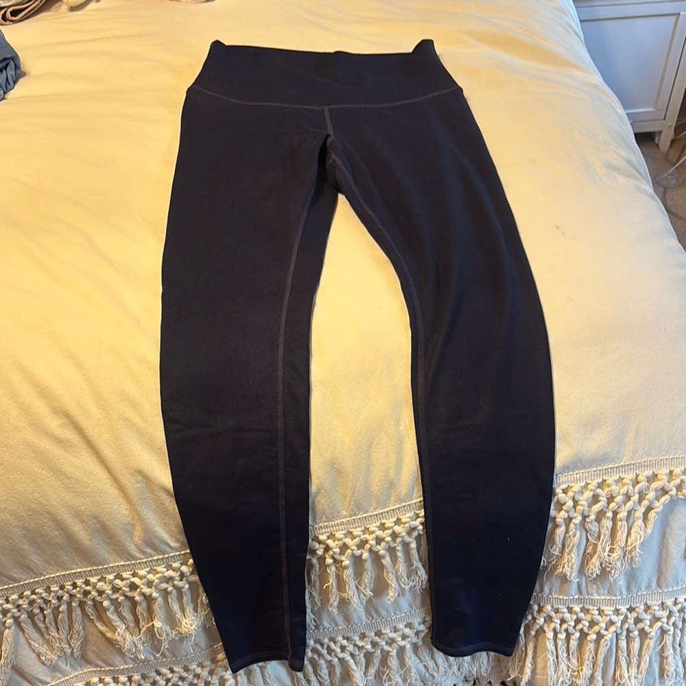 Alo Leggings